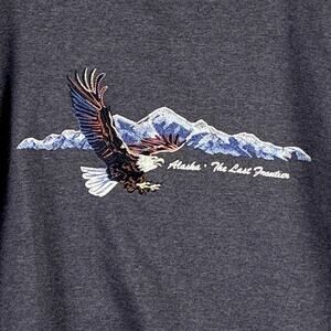 VTG Alaska Embroidered Eagle Mountains Sweatshirt Pullover Mens L Gray Nature